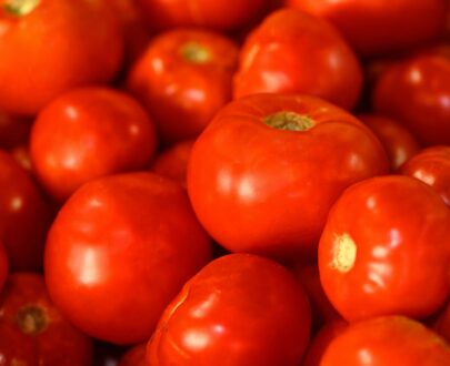 Tomate-ferme-et-juteuse-Martinique